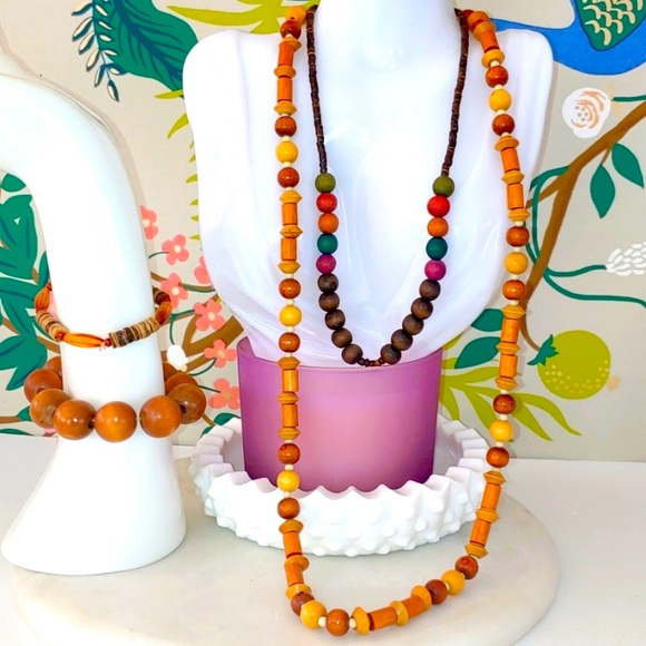 Wooden jewelry bundle - Picture 1 of 15